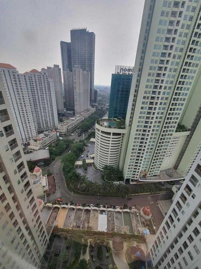 Madison Park Apartment Near Mall Central Park Jakarta Exterior photo