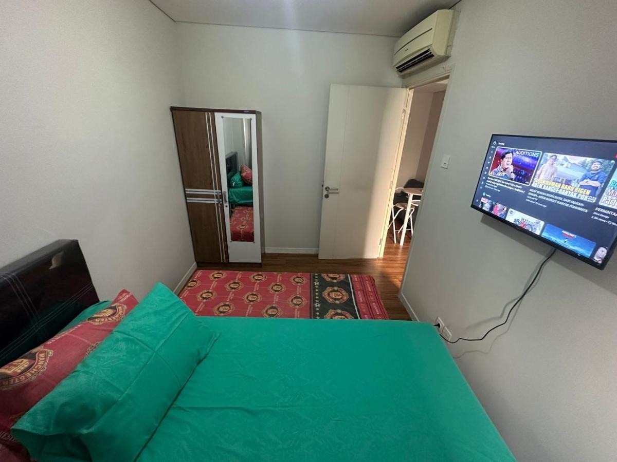 Madison Park Apartment Near Mall Central Park Jakarta Exterior photo